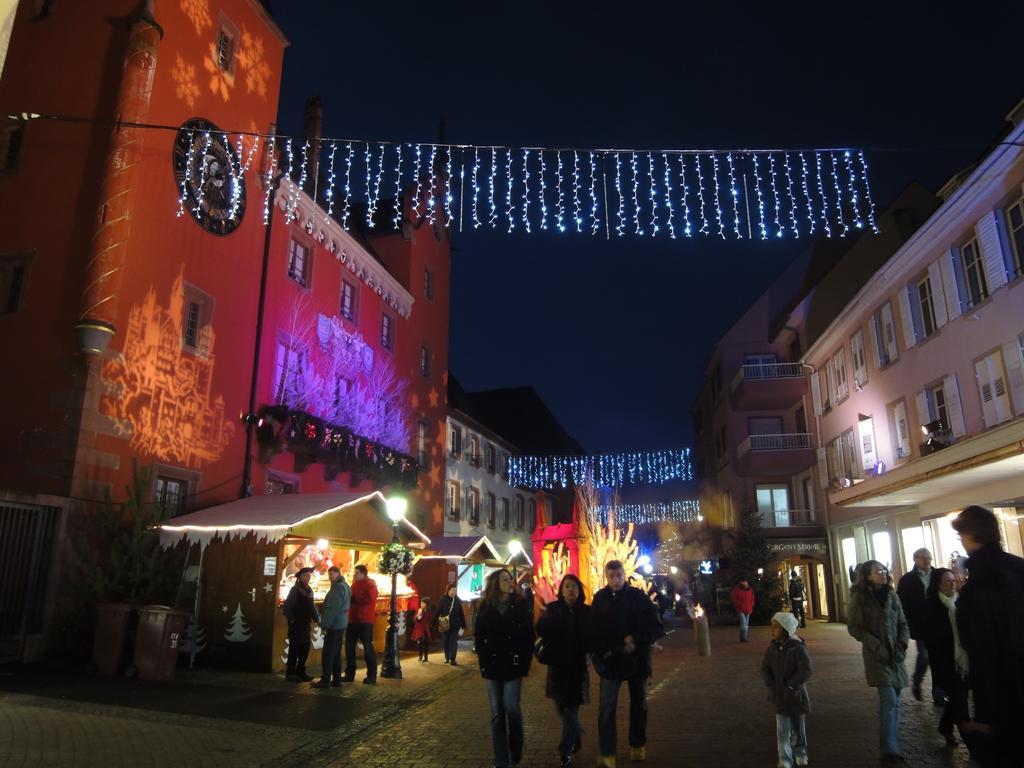 Hotel Restaurant La Tour Romaine - Haguenau - Strasbourg Nord Schweighouse-sur-Moder Экстерьер фото